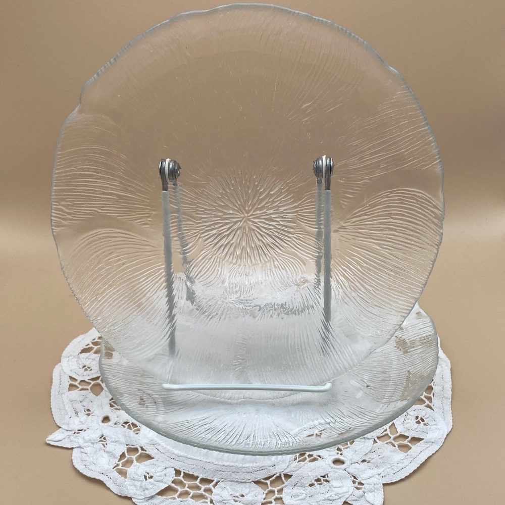 Set of 2 Arcoroc FLEUR Dessert/Salad plates 7.5" Vintage
